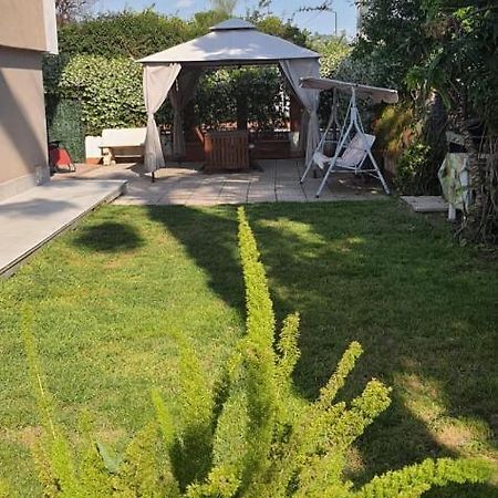 La Casa Di Barry Bed and Breakfast Pozzuoli Esterno foto