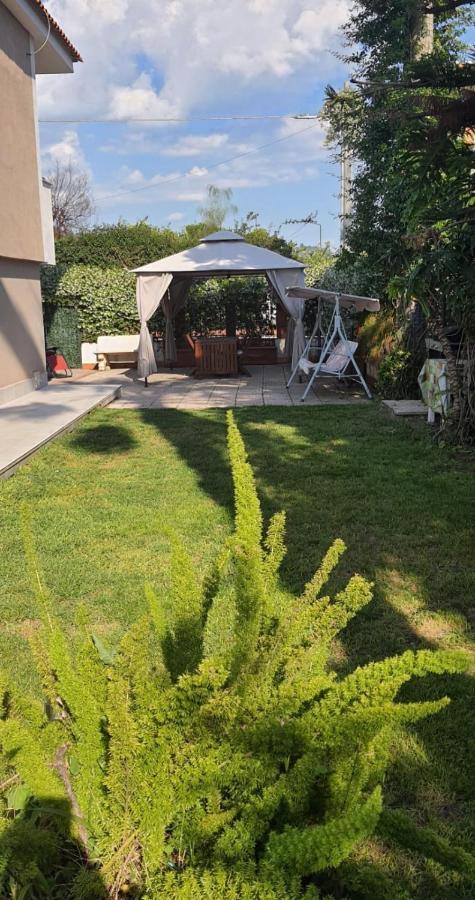 La Casa Di Barry Bed and Breakfast Pozzuoli Esterno foto